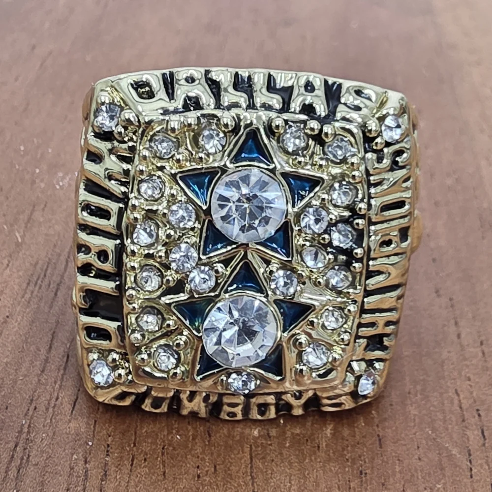Dallas Coboys Championship Ring 1977 Men's 11 Fan Edituon Martin Gold
